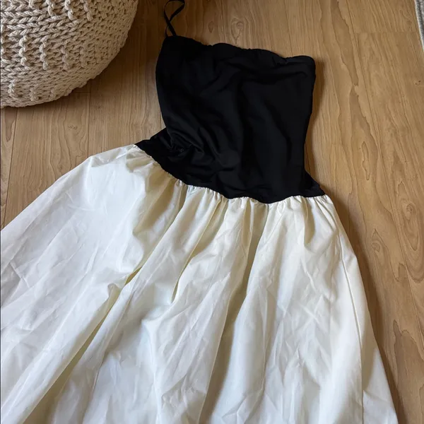 Vega Maxi Dress in Black & White - Image 3