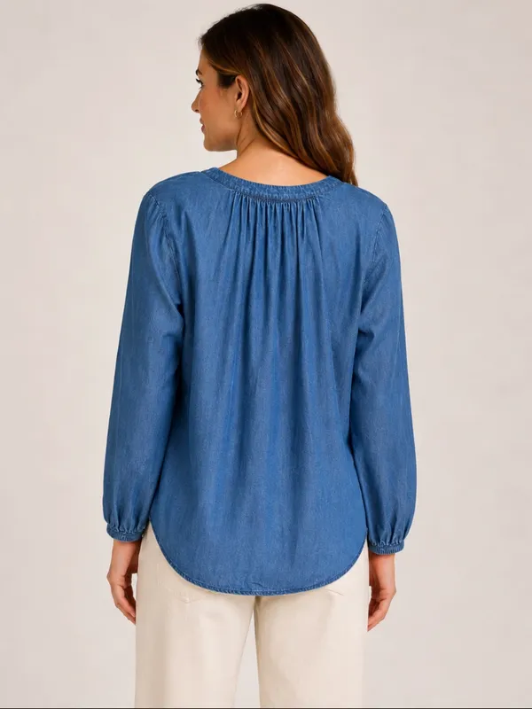 LOFT Blue Soft Denim Long Sleeve V-Neck Popover Top - Size: medium - Image 2