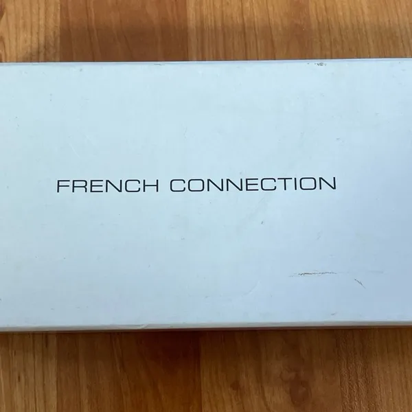 French‎ Connection Pink Wallet - Image 4