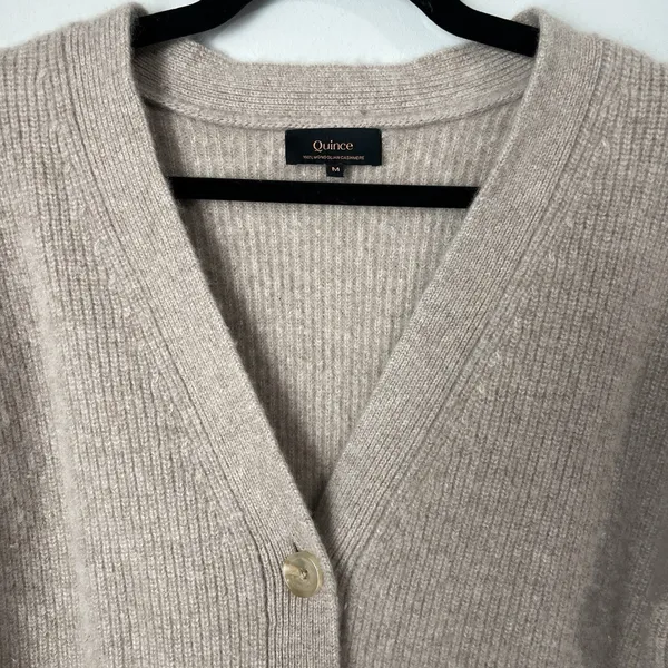 Quince Sweater Women's M Mongolian Cashmere 2.0 Oversized Boyfriend Cardigan Tan - Image 4