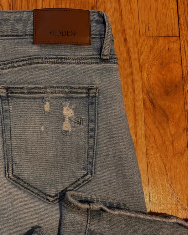 Buckle Hidden Jeans - Image 3