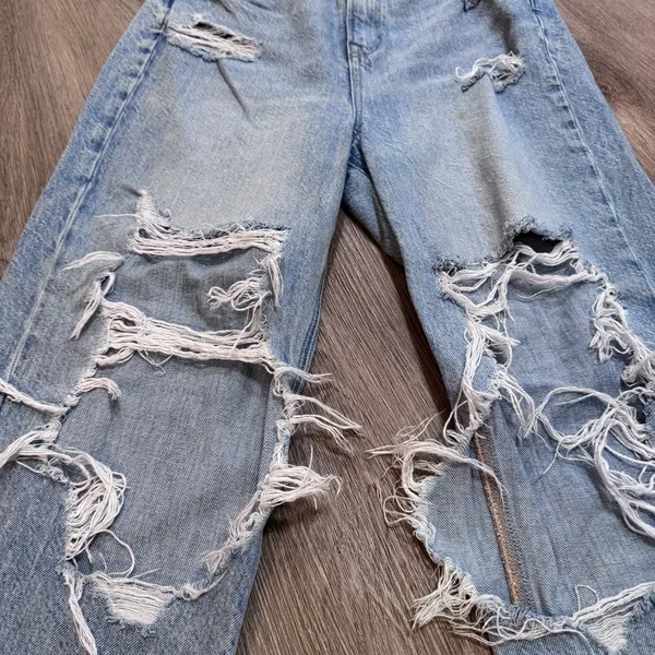 American Eagle Highest Rise 90s Boyfriend Distressed Jeans Denim 4 Regular - Image 8