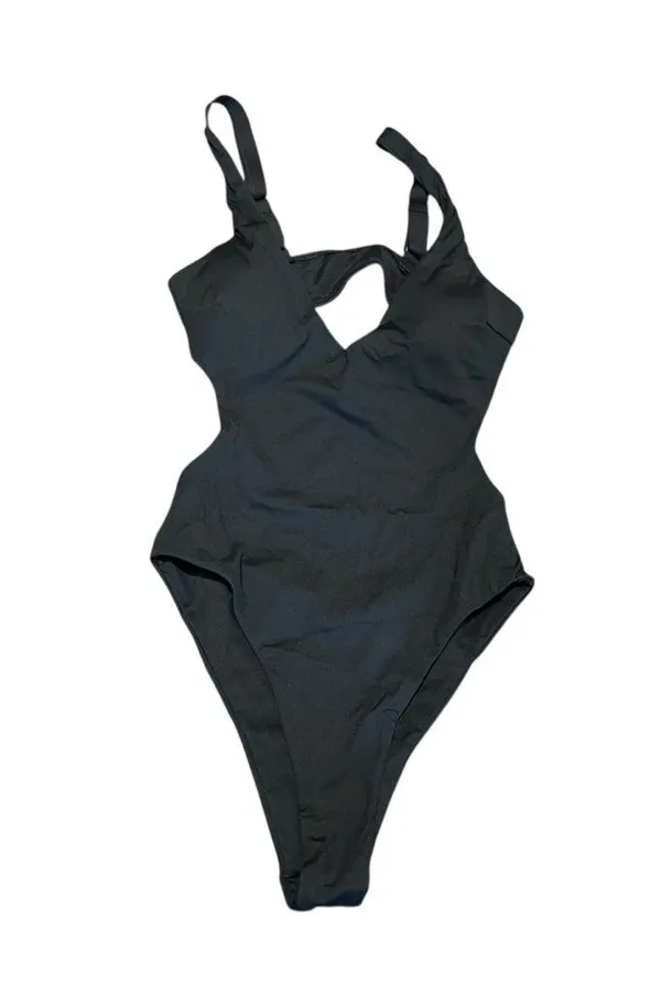 Sexy Black Women's Swimsuit - Image 2
