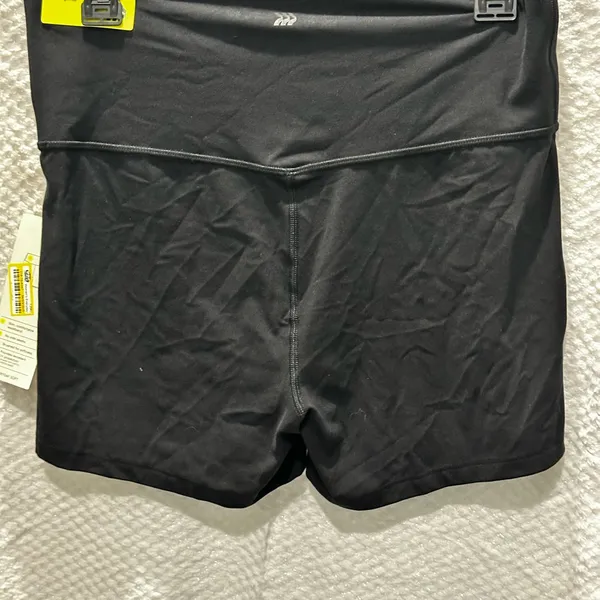 Black Women's Shorts Size L - Image 2