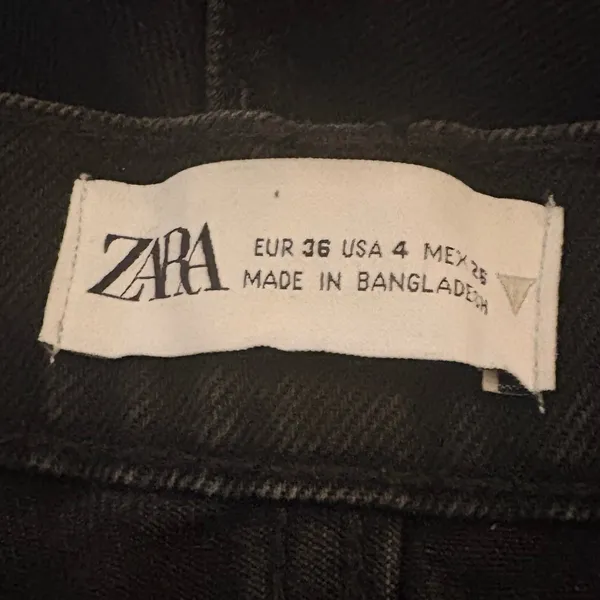 Zara Straight Leg Jeans Womens‎ 4 Black Excellent High Waisted Cotton Denim - Image 3