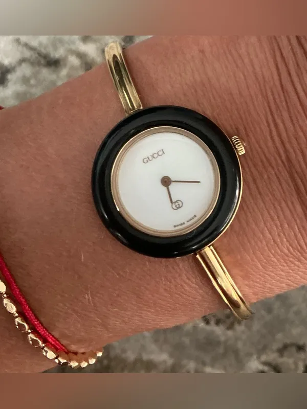 BEAUTIFUL GUCCI bangle watch set 🔥🔥🔥 - Image 9