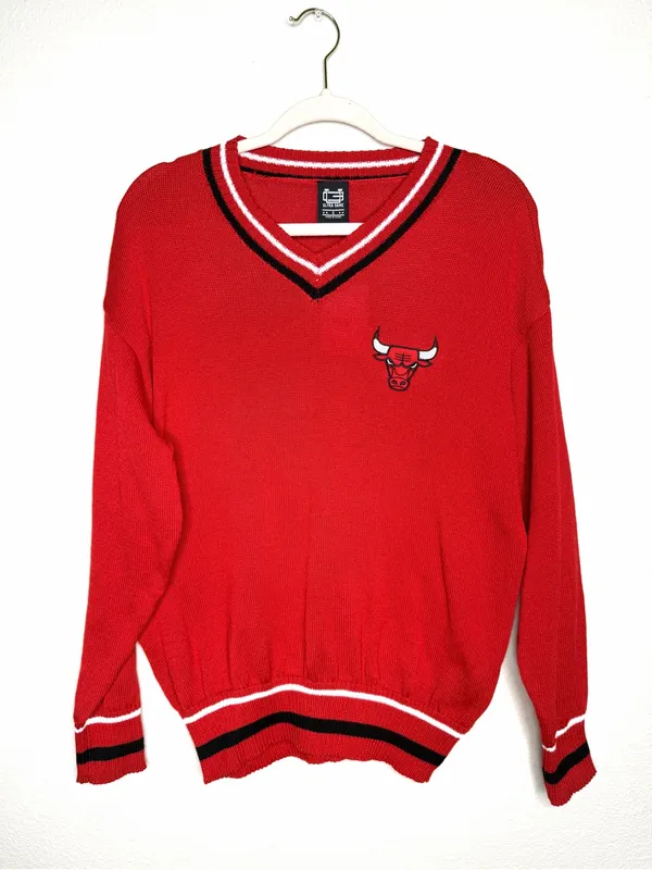 Ultra Game Women Chicago Bulls V-Neck Sweater S Red NBA Basketball Knit Pullover - Image 2