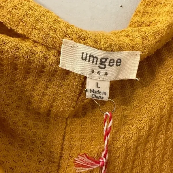 EXPRESS Umgee Top Size Large Mustard Yellow Waffle Knit Dolman Sleeve Oversized NWT - Image 7