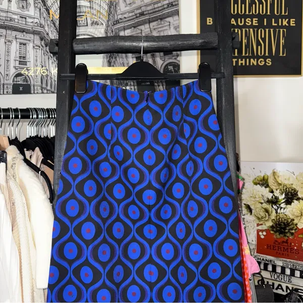 New Zara Blue Neoprene Geometric Print Midi Skirt XS - Image 10