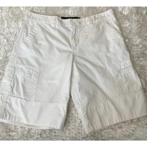Calvin Klein White Cargo Shorts Sz 8 - Image 2