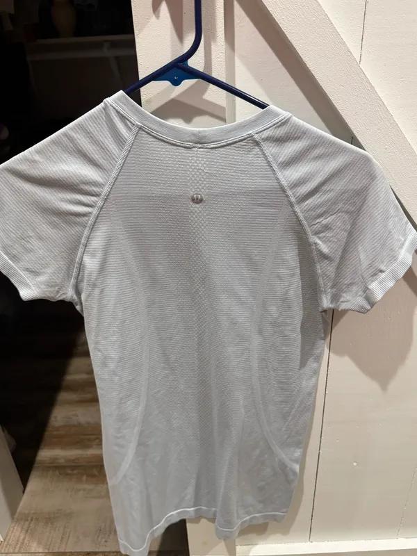 Lululemon Swiftly Tech Short Sleeve Blue 8 - Image 2