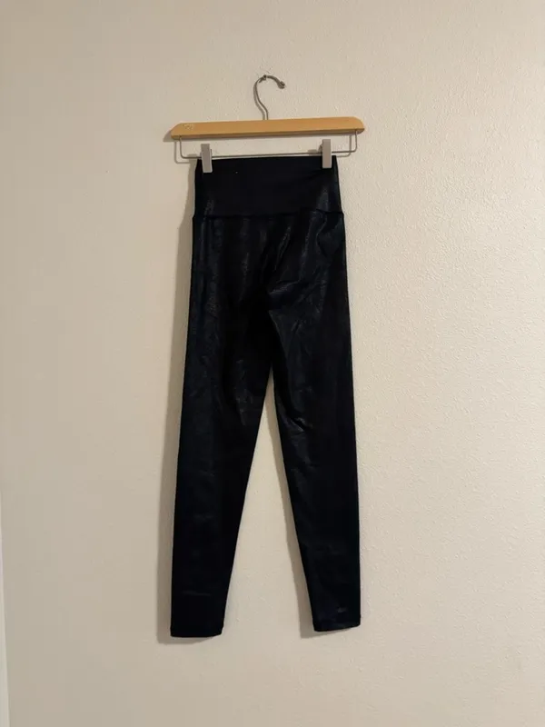 aerie Black Shimmer High-Rise Leggings - Image 3