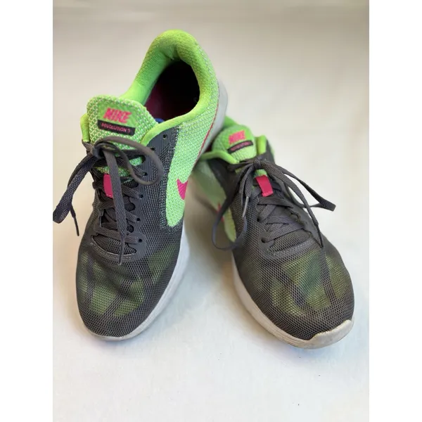 Nike Revolution 3‎ Women's Gray/Neon Pink/Green Size 9.5 Mesh Lace Up Running - Image 3