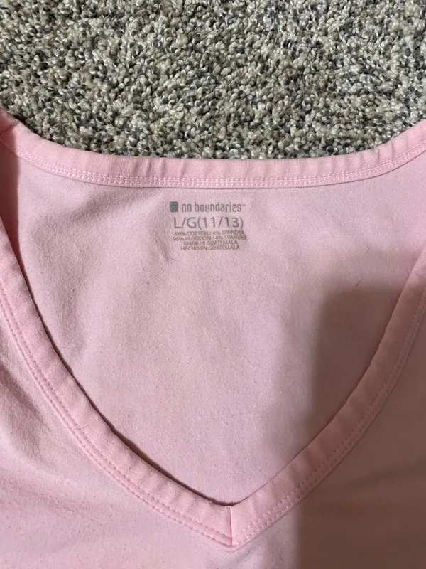 No Boundaries Pink Cap Sleeve V-Neck Tee 🌸 - Image 3