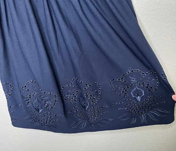 Francesca’s Miami blue eyelet trim dress size small - Image 5