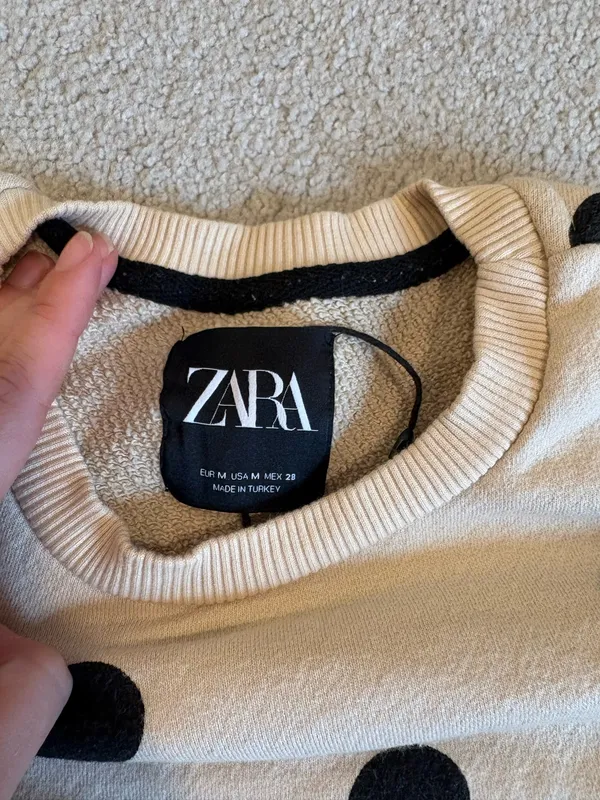 ZARA Cropped polka dot sweatshirt  - Image 2