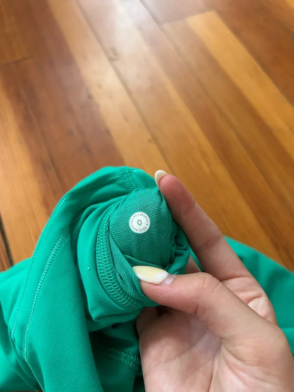 Lululemon Kelly Green High-Rise Leggings Wunder Train 25" - Image 4