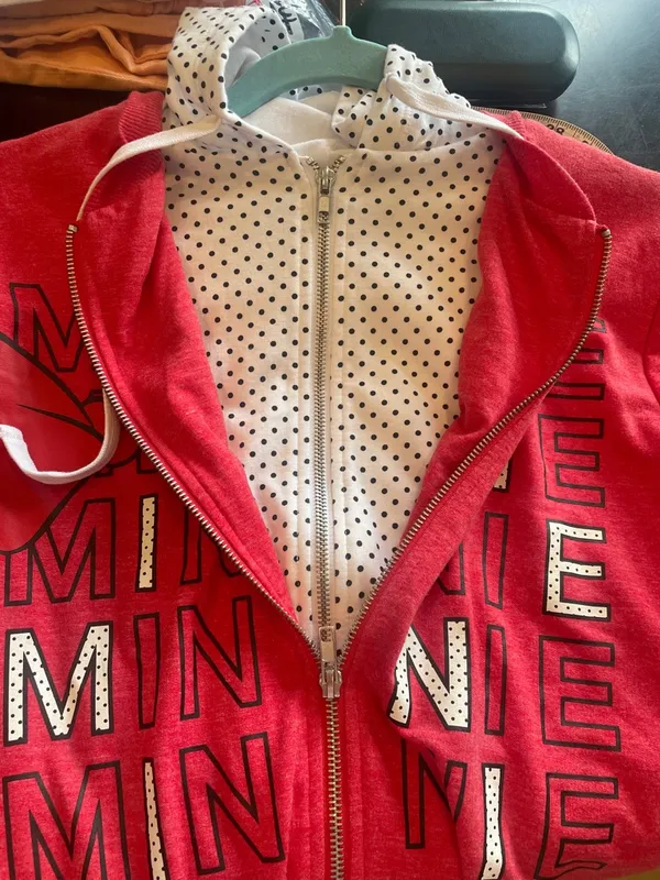 Disney Red Minnie Graphic Zip-Up Hoodie ladies medium to large fit like new - Image 5