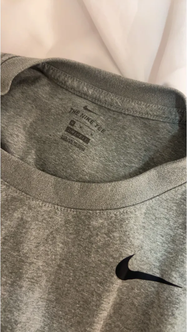 Nike Tee Dri-Fit - Image 2