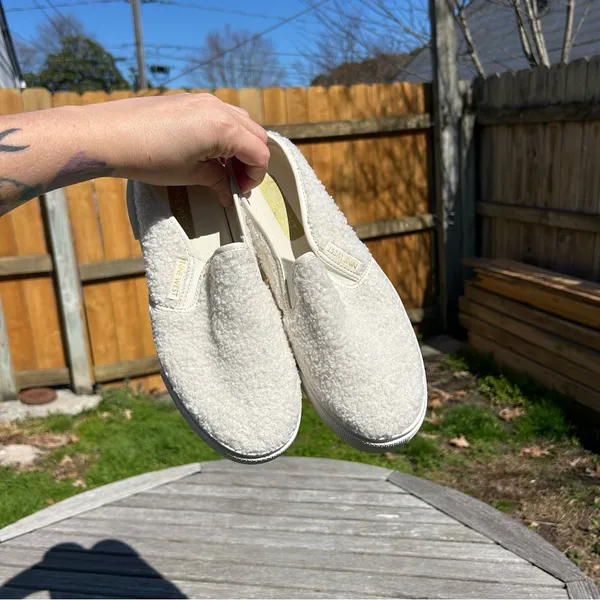Nine West Hazel Womens 8.5 Mules Ivory Faux Fur Casual Comfort Slip On Shoes‎ - Image 8