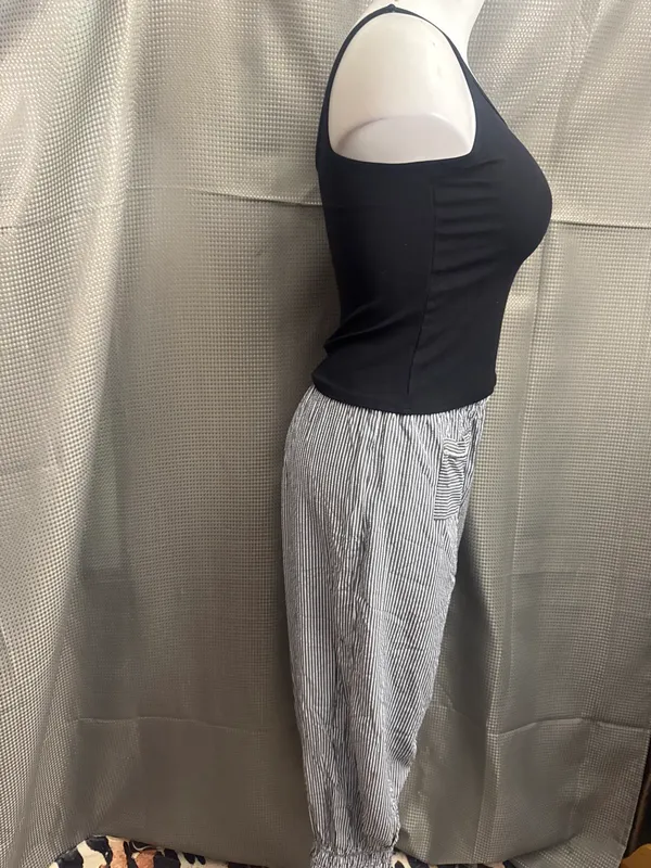 New two piece set Black Size L - Image 3