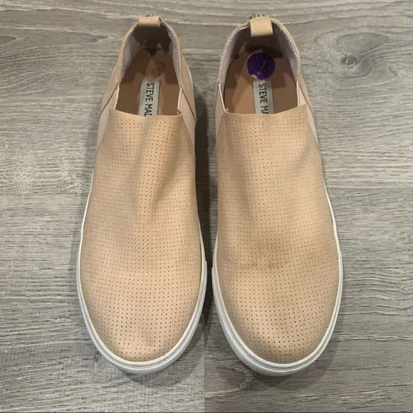Steve Madden Perforated Mauve Slip On Shoes Sneakers Size 8.5 - Image 2