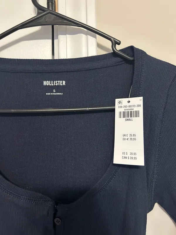 Blue Hollister Top Navy Long Sleeve - Image 4