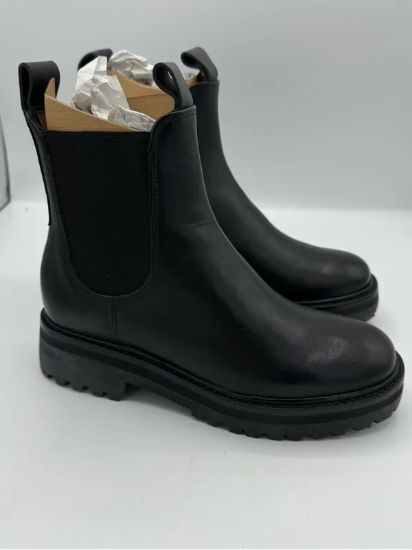 Everlane‎ The Lug Chelsea Boot oiled Black size 5 new in box - Image 2
