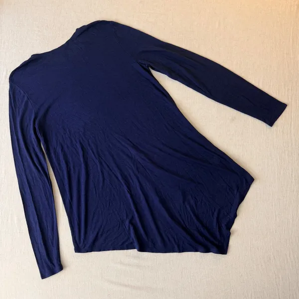 BCBGMAXAZRIA Shae High-Low Tunic Top Navy Blue‎ Silk Blend Long Sleeve M - Image 6