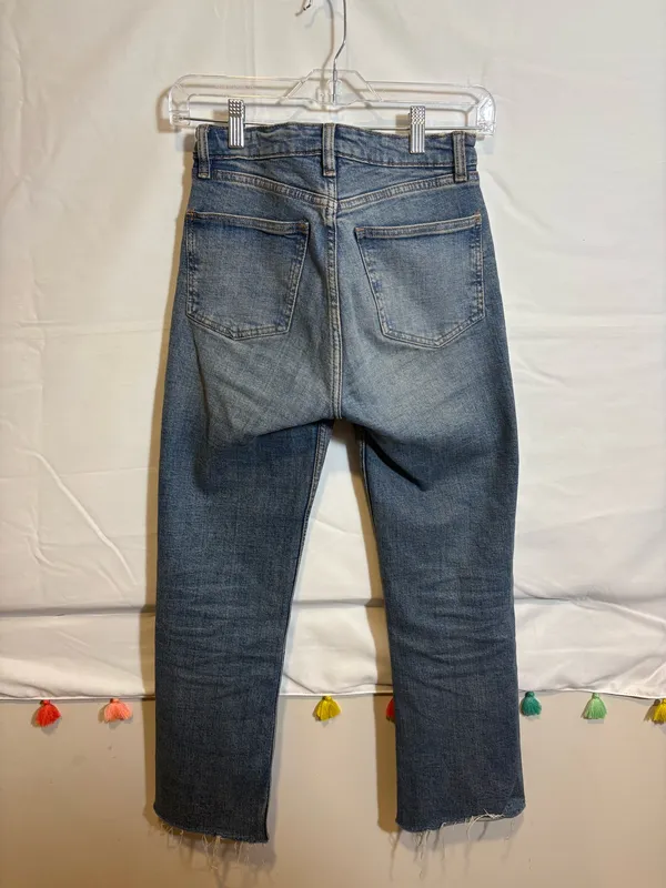 ZARA High-Rise flare Jeans - Image 3