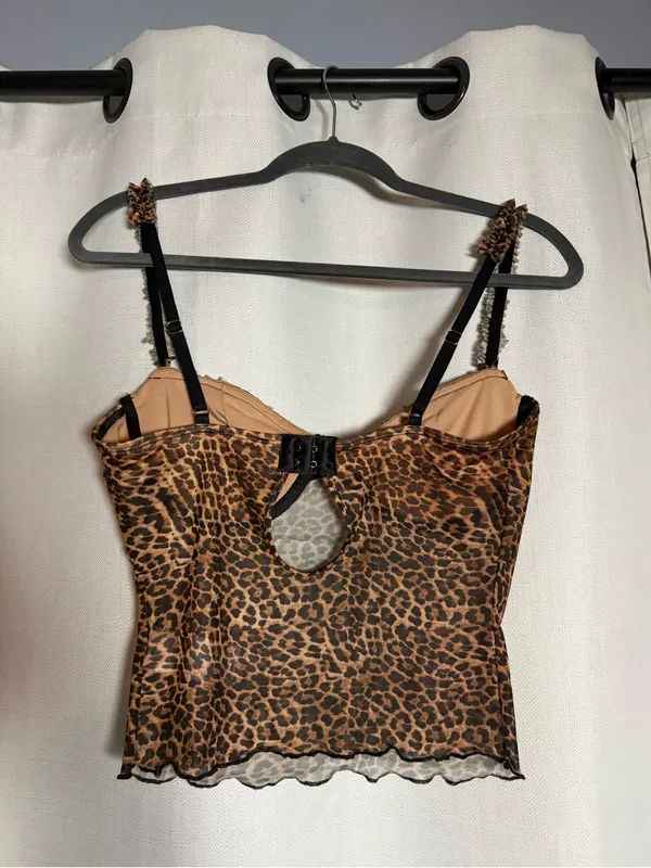 Edikted Lidia Leopard Print Sheer Mesh Bra Top Size Medium - Image 4