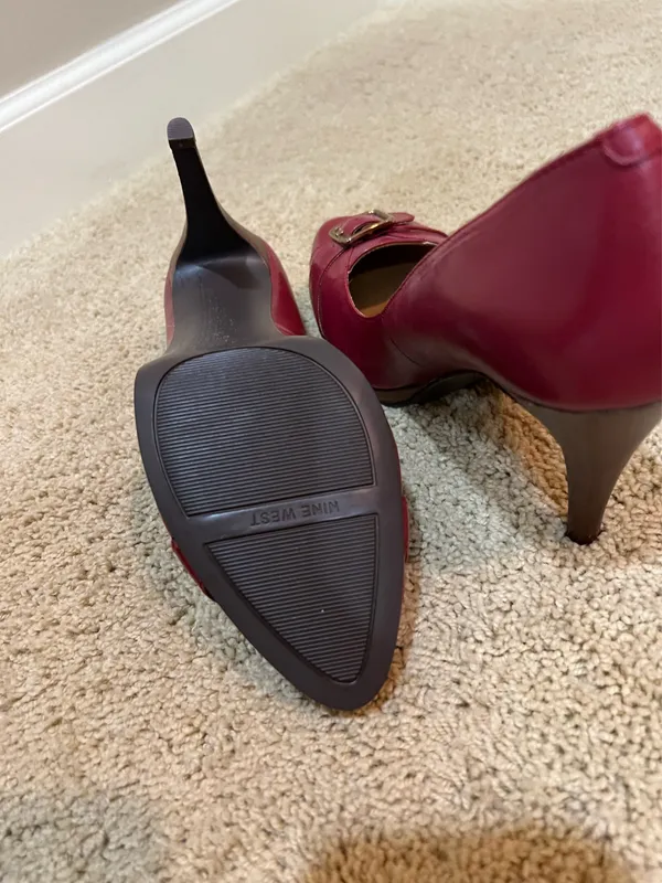 Women’s size 9 red Nine West heels - Image 5
