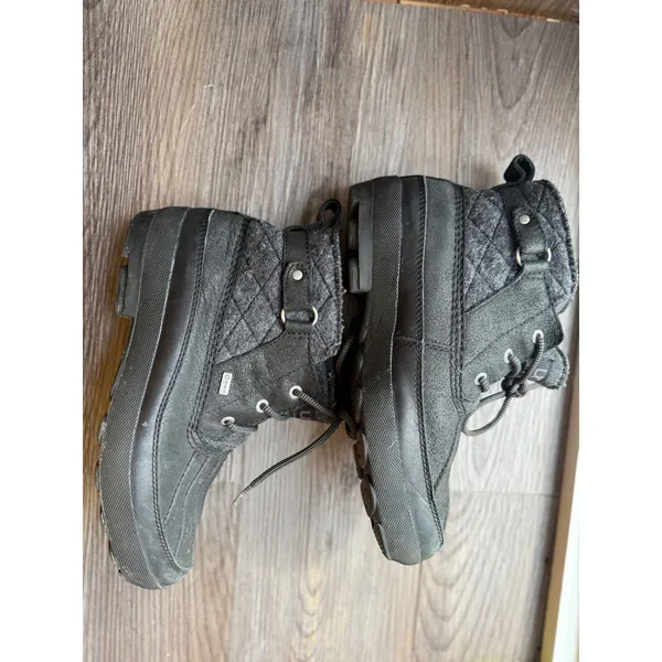 UGG Waterproof Duck Boots Black‎ Lace up Ankle Herringbone Cuff Size 8 - Image 4