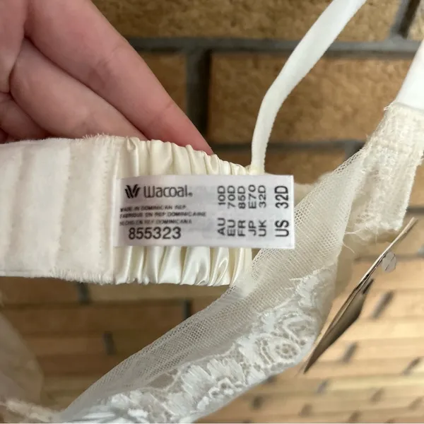 NWT Wacoal Center Stage Underwire Unlined Bra White Lace Mesh 855323 Size 32D - Image 5