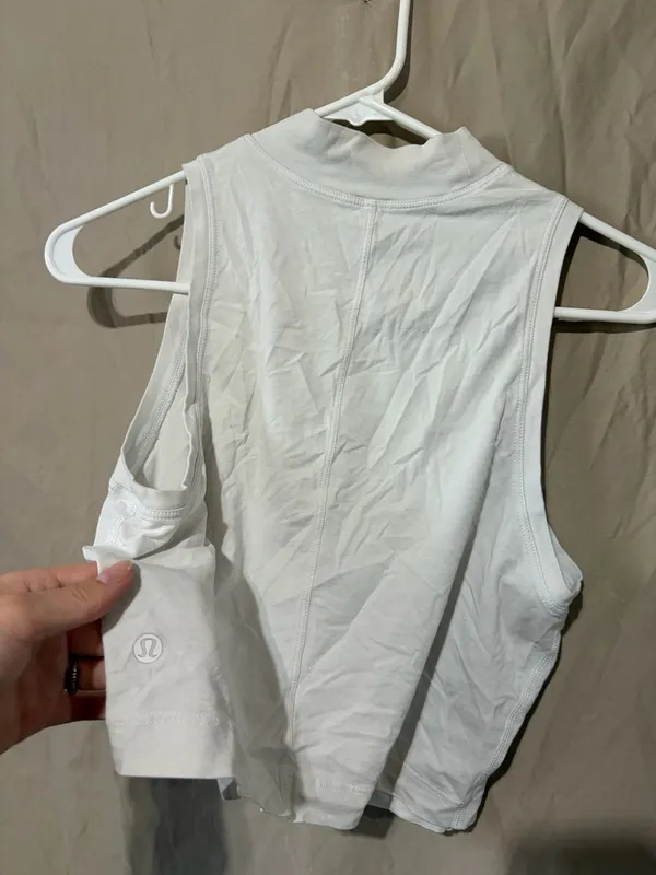 Lululemon tank top - Image 2