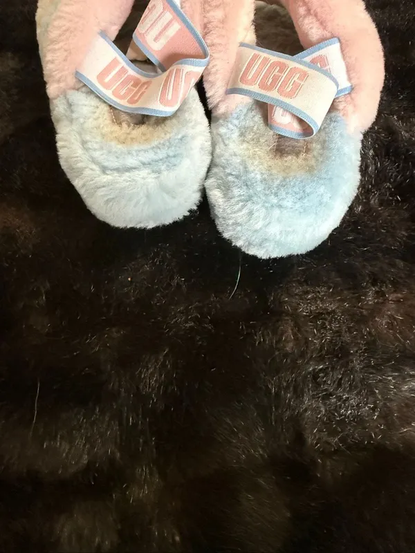 UGG Women’s 7 Fluff Yeah Light Blue Pink Pride Slide Sandals - Image 4