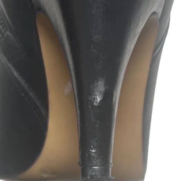 Minimalist Pointed Toe Leather Stiletto Ankle Bootie Vince Camuto 8M Black 8 - Image 7