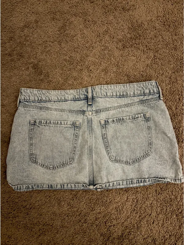 Hollister Denim Skirt - Image 2