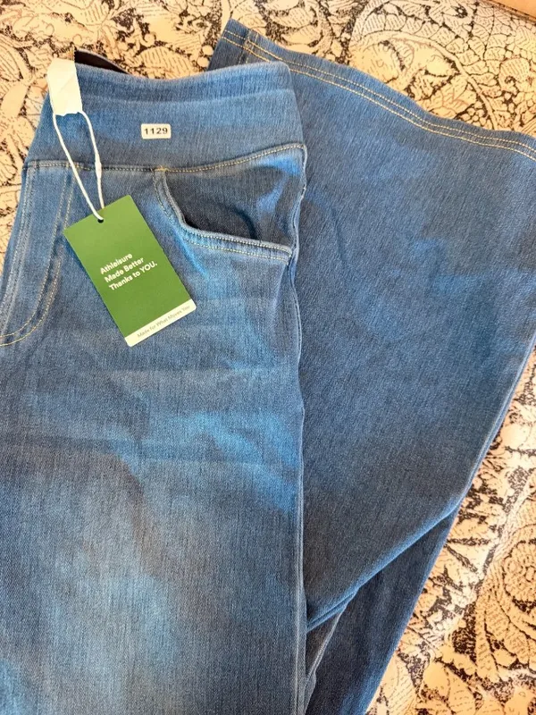 Halara M Wide Leg Denim Pants Elastic Waistband Blue Wash Womens M Comfortable S - Image 4