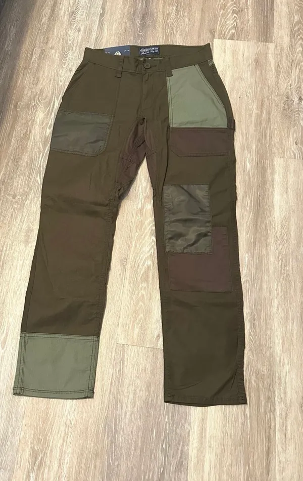 American Rag Straight Leg pants are a size 29W 30L. - Image 5