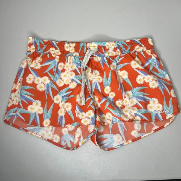 Patagonia Floral Micro Shorts Size Small - Image 2