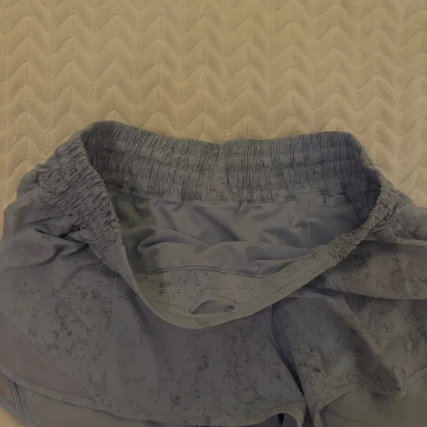 lululemon hotty hot shorts - Image 4