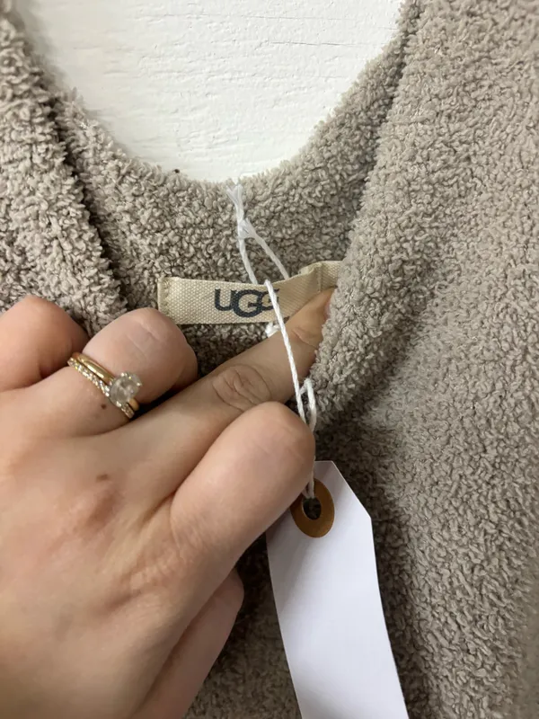 UGG Tank Top Fuzzy - Image 2