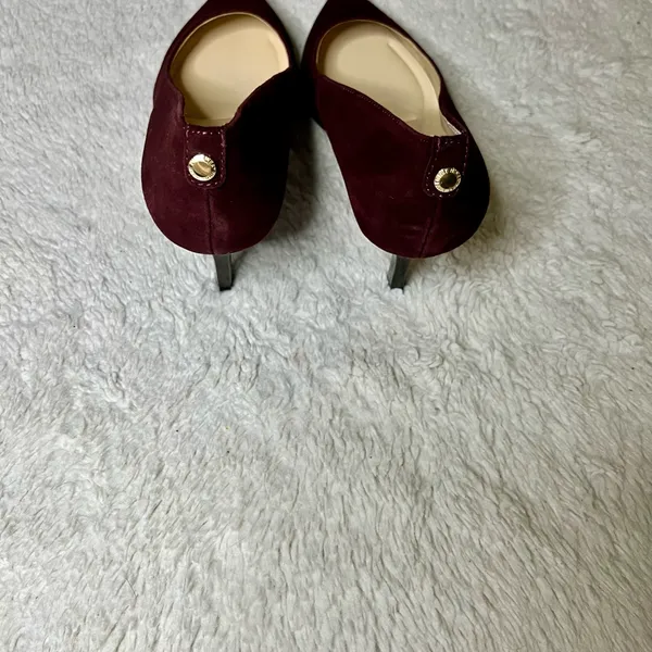 Nine West Burgundy Suede Heels size 6 - Image 5
