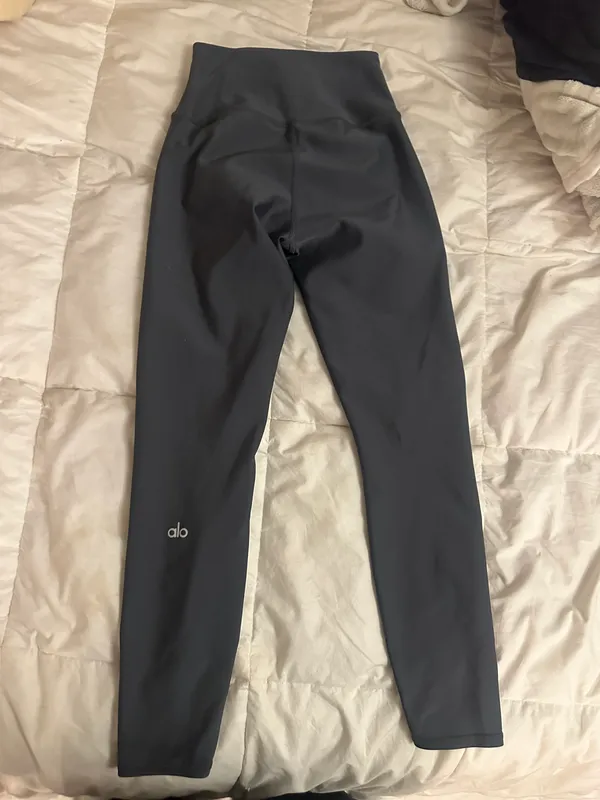 ALO grey anthracite high waisted leggings - Image 2