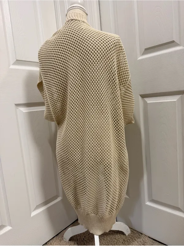 Time and Tru Women’s open front crotchet Ruana size XL - Image 4