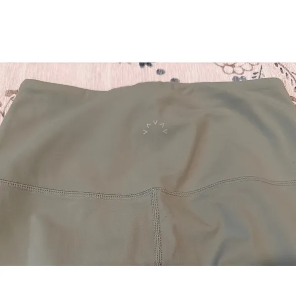 Varley FreeSoft High-Rise 23" Crop Leggings - Sage Green - Size Small - Image 6