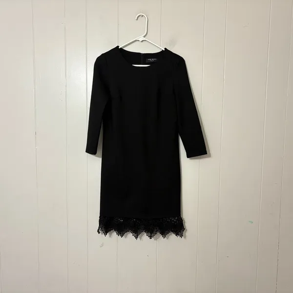 Few Moda Long Sleeve Black Mini Dress Lace Trim Hem Cocktail Party Dress Size Sm - Image 2