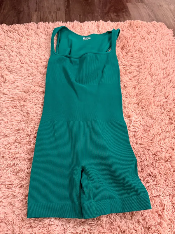 Amazon Green Workout Jumper  - Image 2