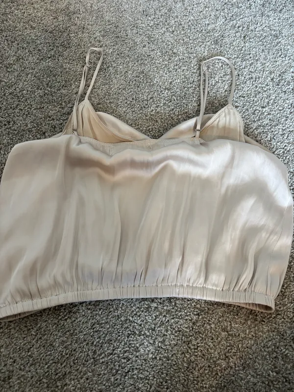 Pants Store Tops Size Medium - Image 2
